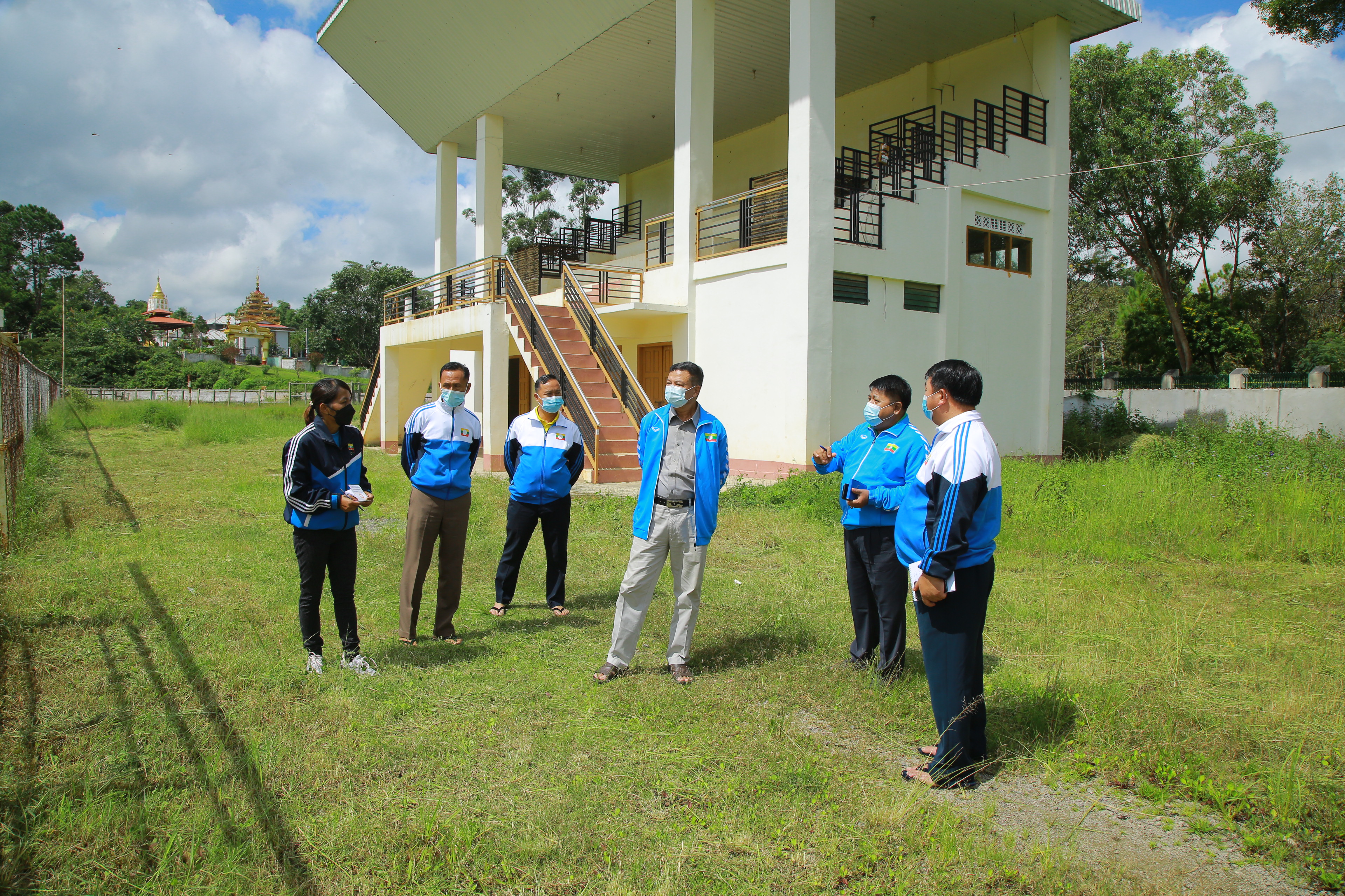 ပြည်ထောင်စုဝန်ကြီး ဦးမင်းသိန်းဇံ ရှမ်းပြည်နယ်နှင့် မိတ္ထီလာခရိုင်ရှိ အားကစားကွင်း/ အားကစားရုံများ ကြည့်ရှုစစ်ဆေး