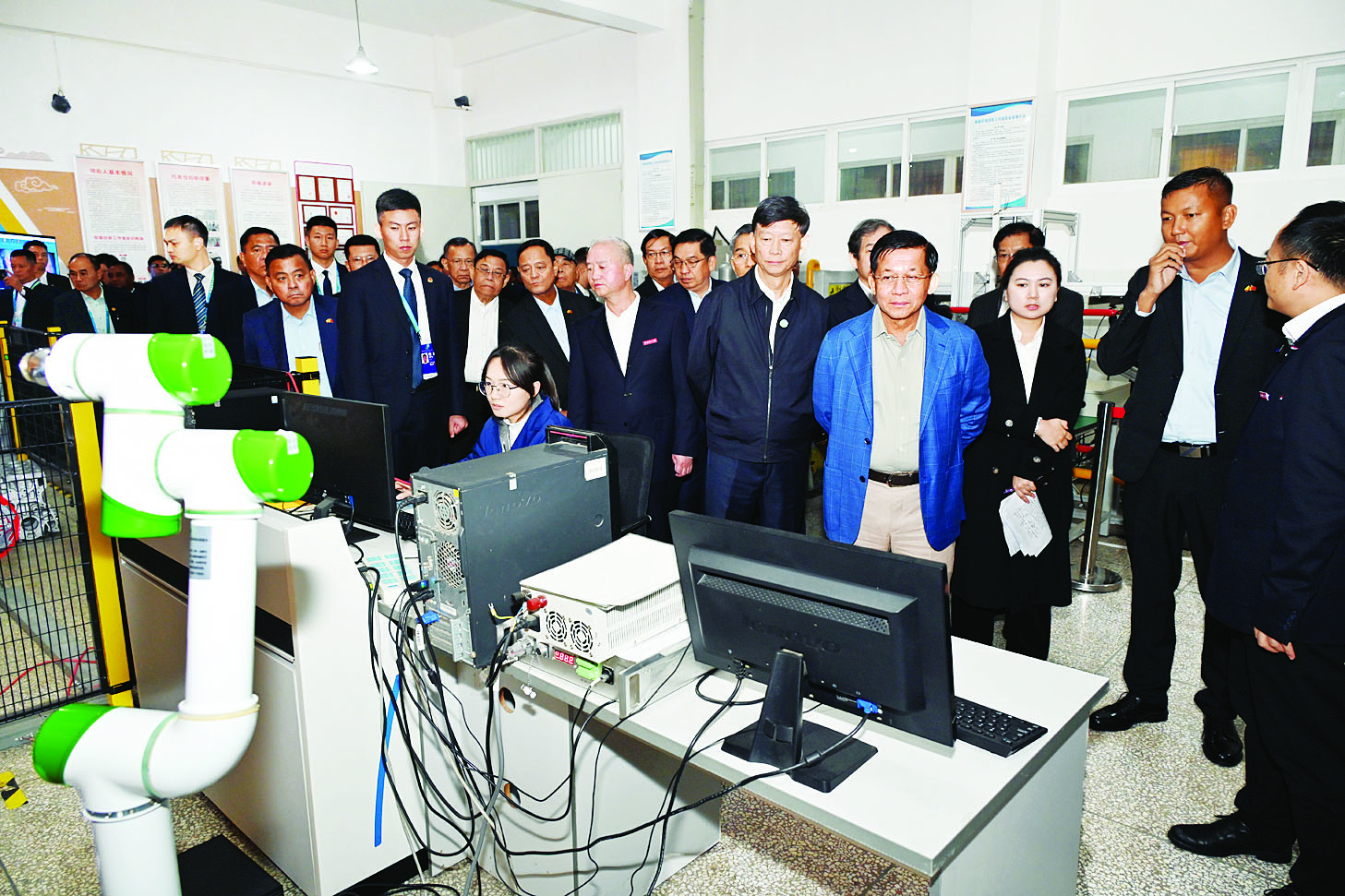 ပန်းကိုလို၍ အပင်ကိုပျိုးခဲ့သည် ပွင့်သောပန်းတို့ လန်းတော့မည်