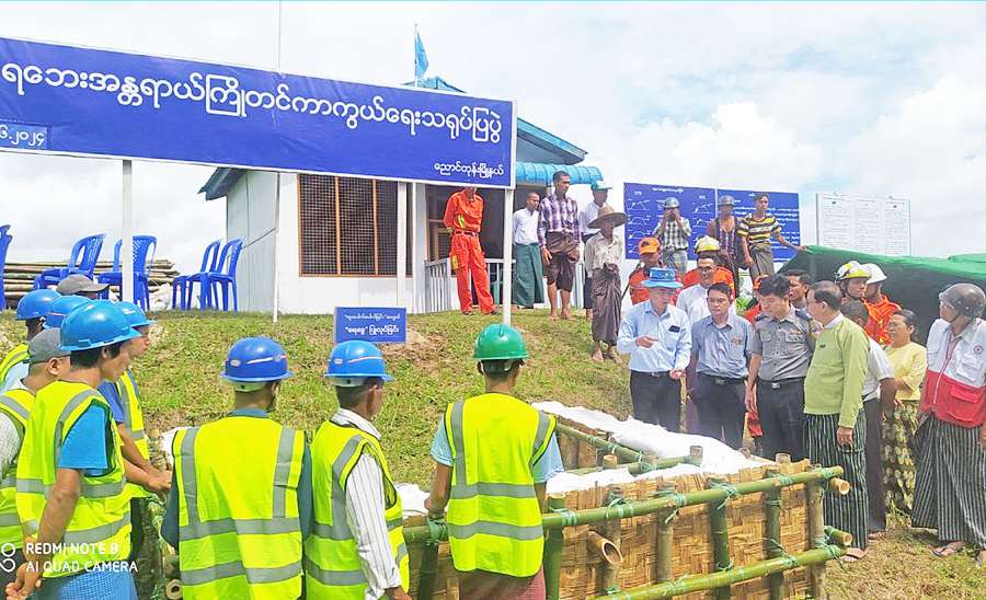 ဆောင်းပါး