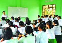 “မိုခါ” မုန်တိုင်းဒဏ်သင့်ရခိုင်ဒေသ ပြန်လည်ထူထောင်ရေးအတွက် ကြိုးပမ်းဆောင်ရွက်ချက်များ